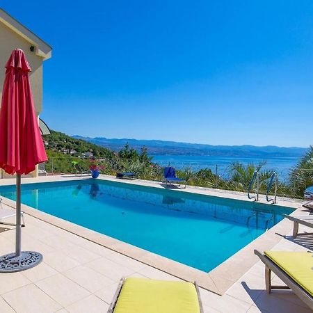 Rona Luxury Apartment Alba Ičići Exteriör bild